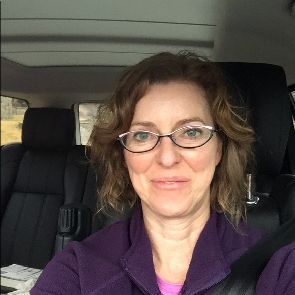 Meet your Posher, Libby - Picture 1 of 1